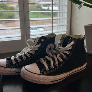BLACK CHUCK TAYLOR CONVERCE